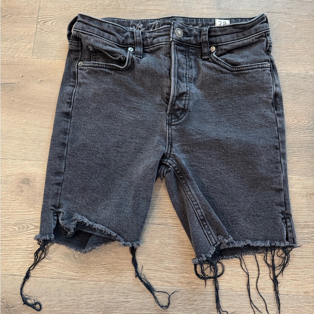 We The Free Bermuda Shorts Black Distressed Cut Off Button Fly Vintage Wash